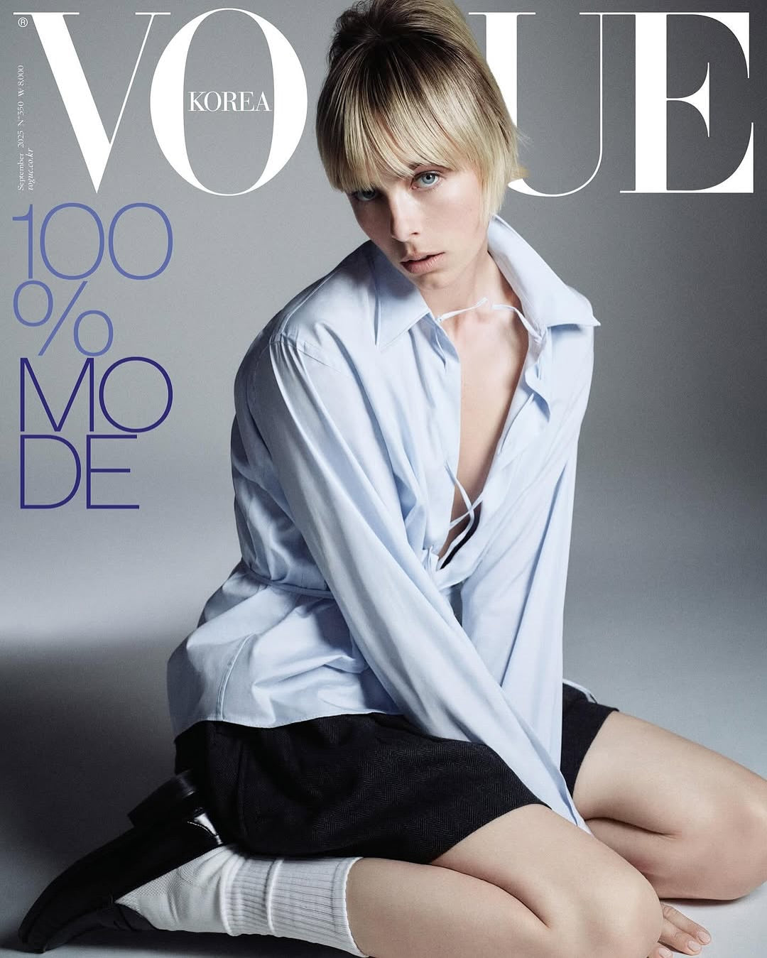 Tạp Chí VOGUE (Korea) Magazine #September 2025 - Edie Campbell