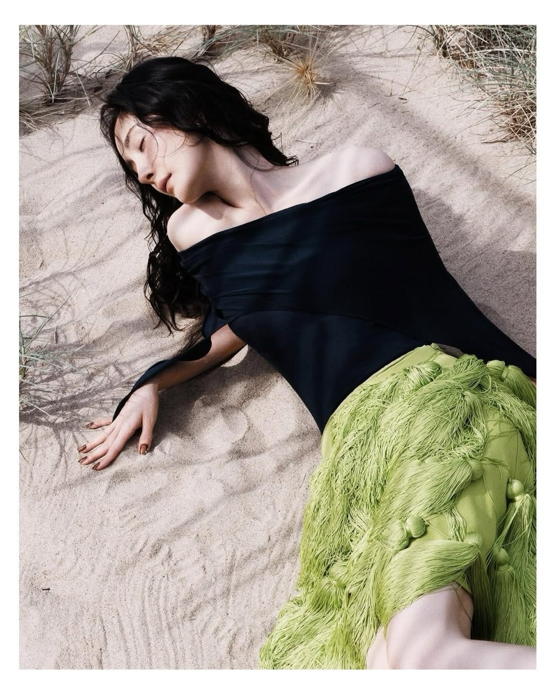 Tạp Chí VOGUE MAN China #012026 – Yang Mi Dương Mịch