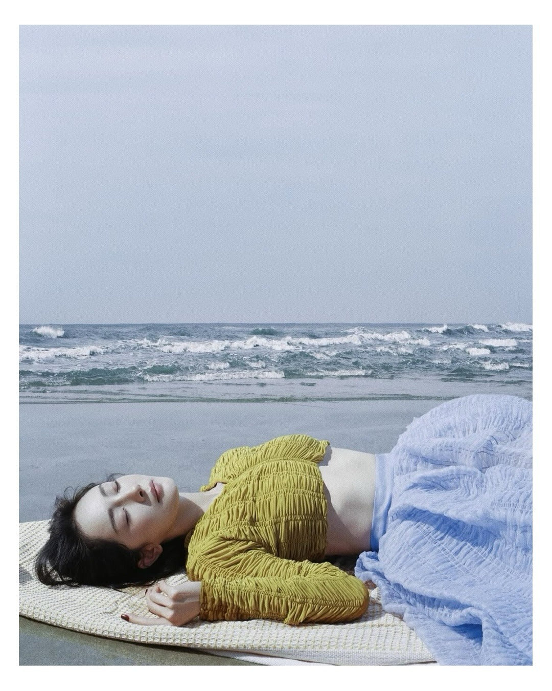 Tạp Chí VOGUE MAN China #012026 – Yang Mi Dương Mịch