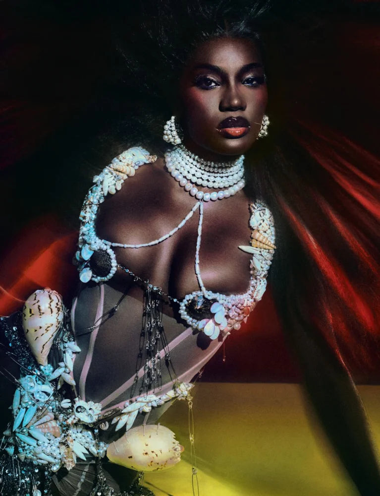 Tạp Chí VOGUE (UK) Magazine #August 2025-Kallos