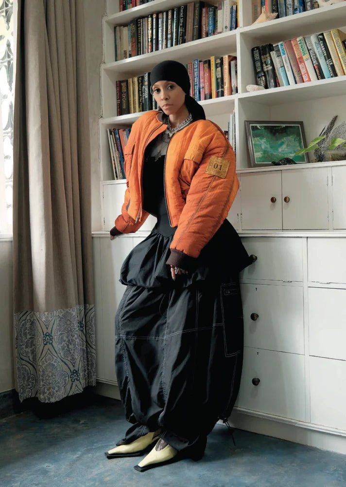 Tạp Chí VOGUE (UK) Magazine 