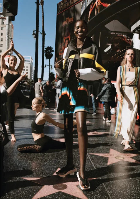 Tạp Chí VOGUE (UK) Magazine #October 2025-Kallos