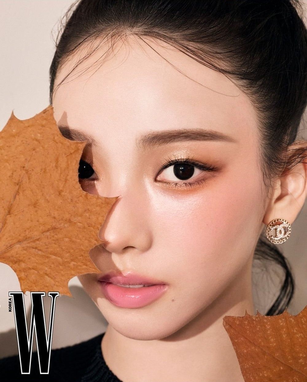 Tạp Chí W (Korea) Magazine 2025 #Volume 11 - G-DRAGON