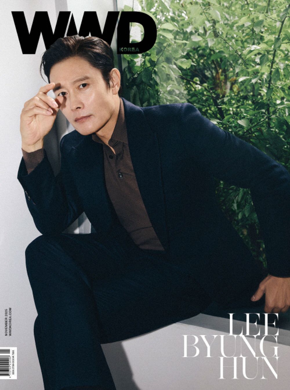 Tạp Chí WWD (Korea) Magazine #November 2025 - Lee Byung-hun-Kallos