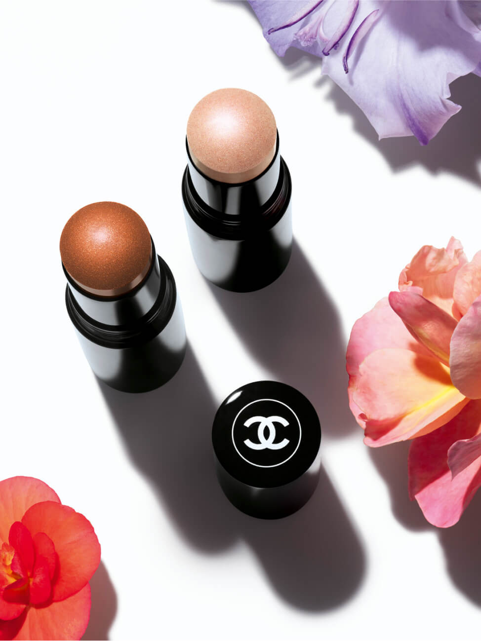 Kem Bắt Sáng CHANEL Baume Essentiel #Solar Glow