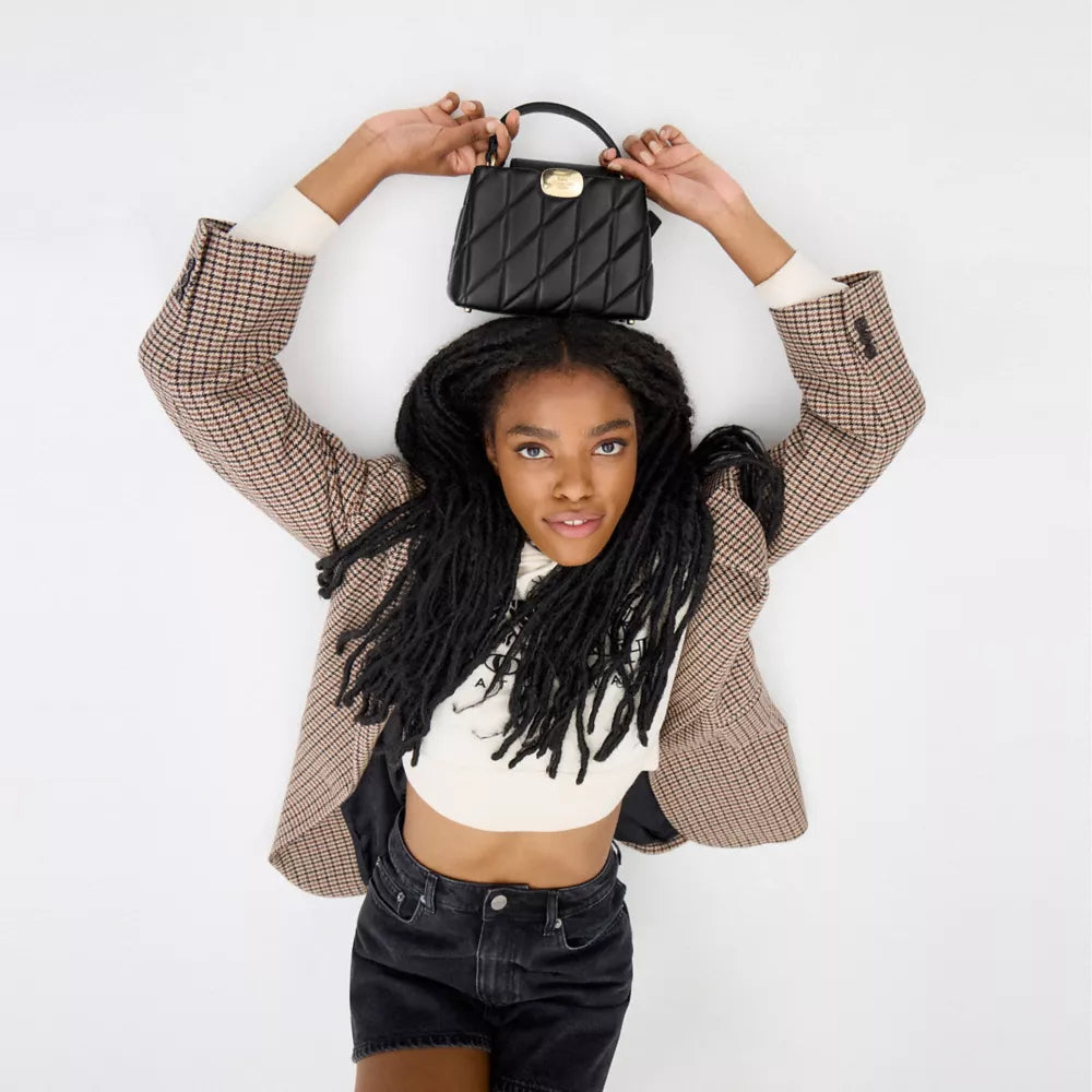 Túi COACH Eliza Mini Carryall Bag with Quilting #Gold / Black - Kallos Vietnam