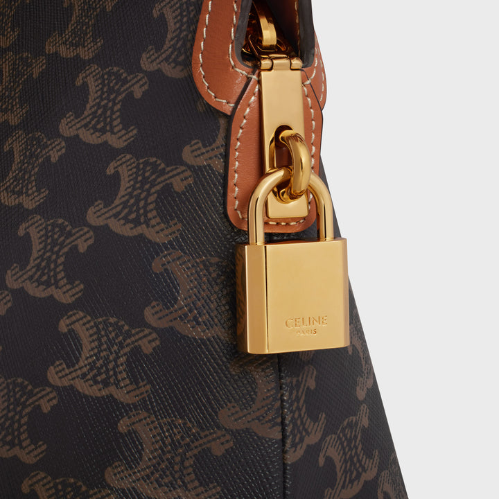 Túi Đựng Nước Hoa CELINE Lock Toiletry Pouch In Triomphe Canvas &amp; Calfskin 