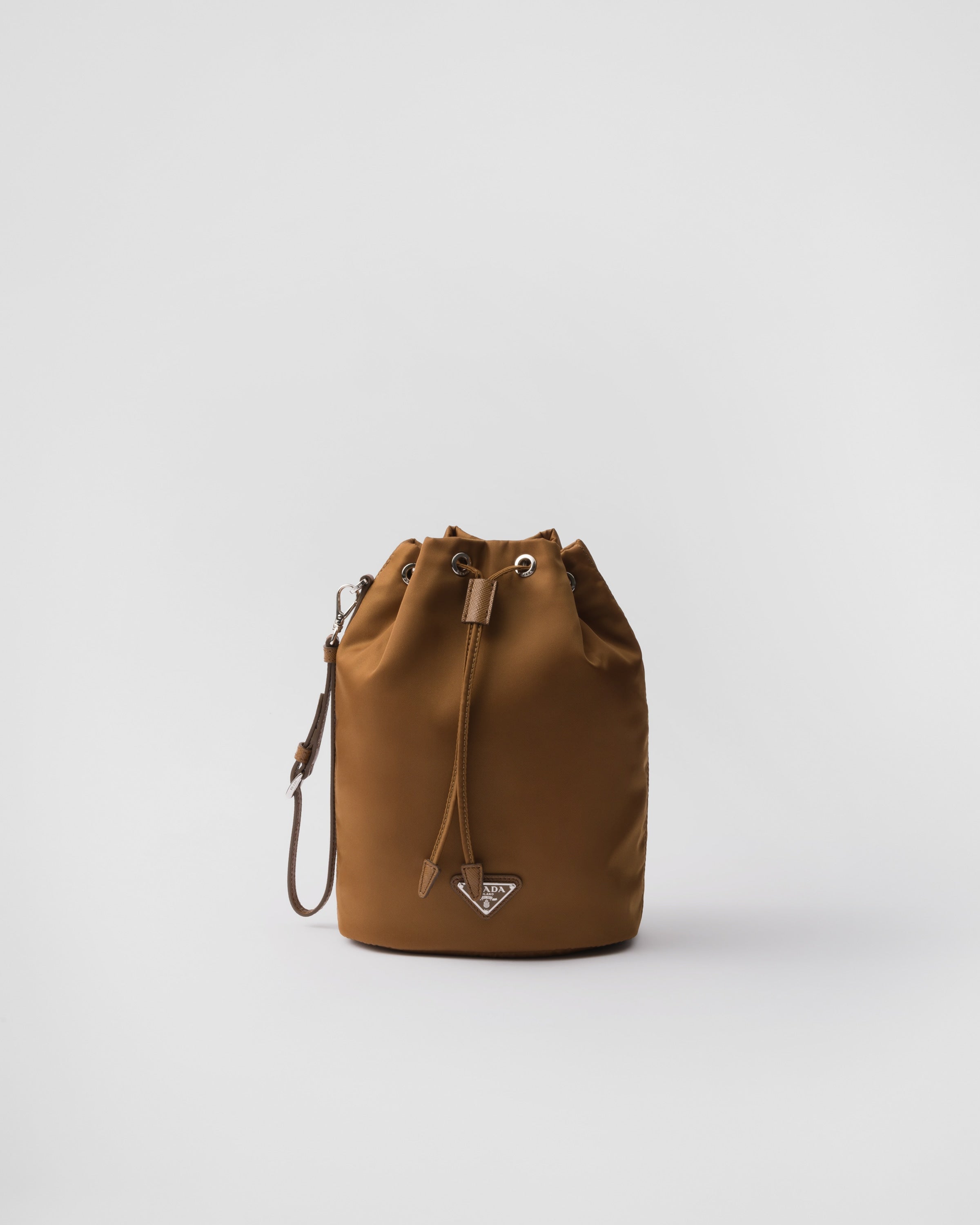 Túi PRADA Re-Nylon Pouch #Brandy-Kallos