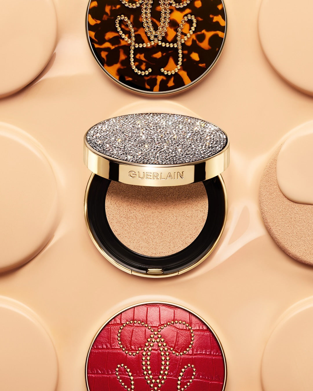 Vỏ Phấn Nước GUERLAIN Parure Gold Cushion Case #Le Strassé