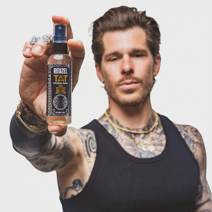 Xịt Sáng Hình Xăm REUZEL Shine Tattoo Spray
