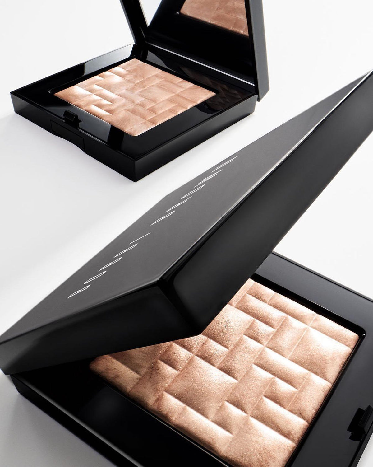 Phấn Bắt Sáng Bobbi Brown Highlighting Powder - Kallos Vietnam