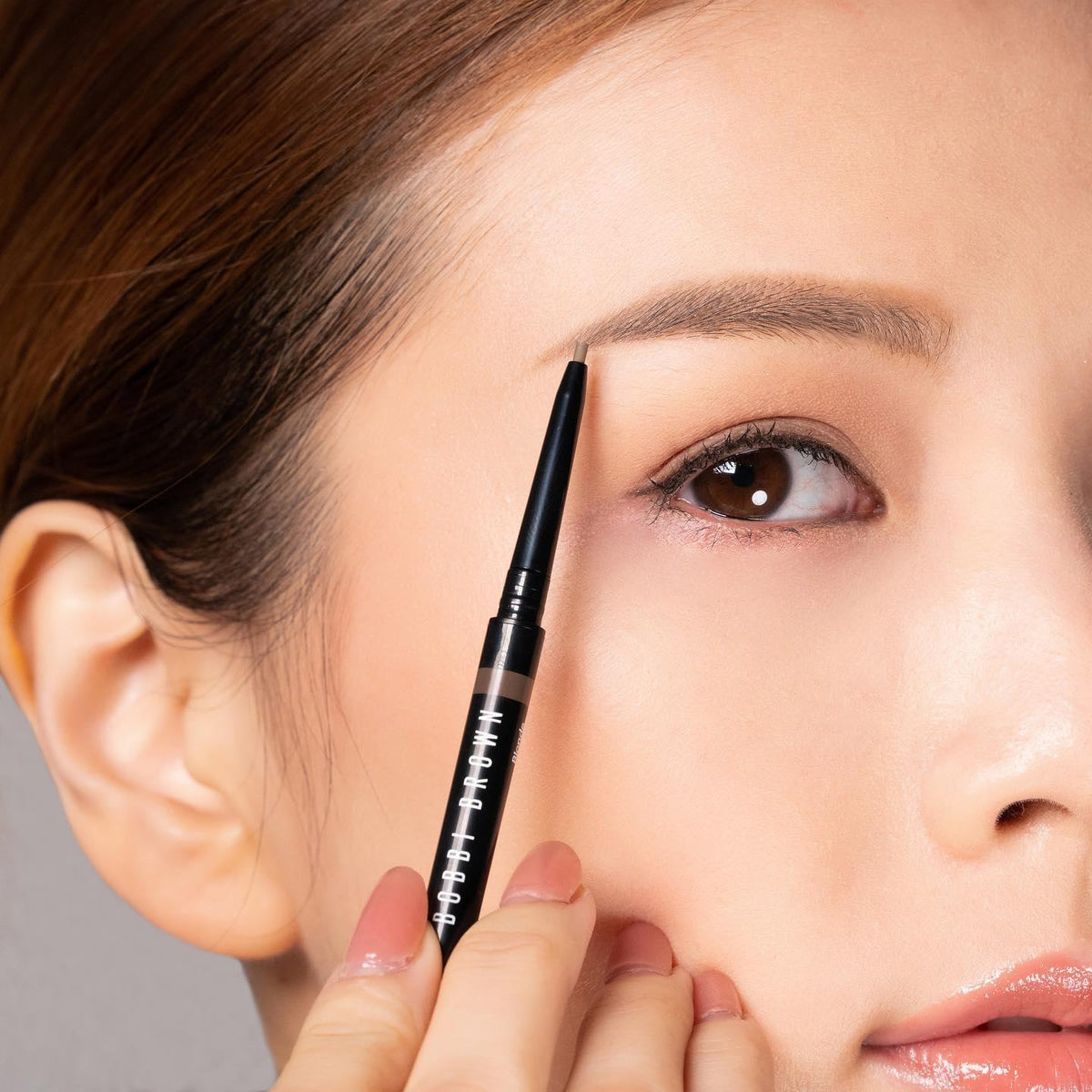 Chì Kẻ Mày Bobbi Brown Micro Brow Pencil - Kallos Vietnam