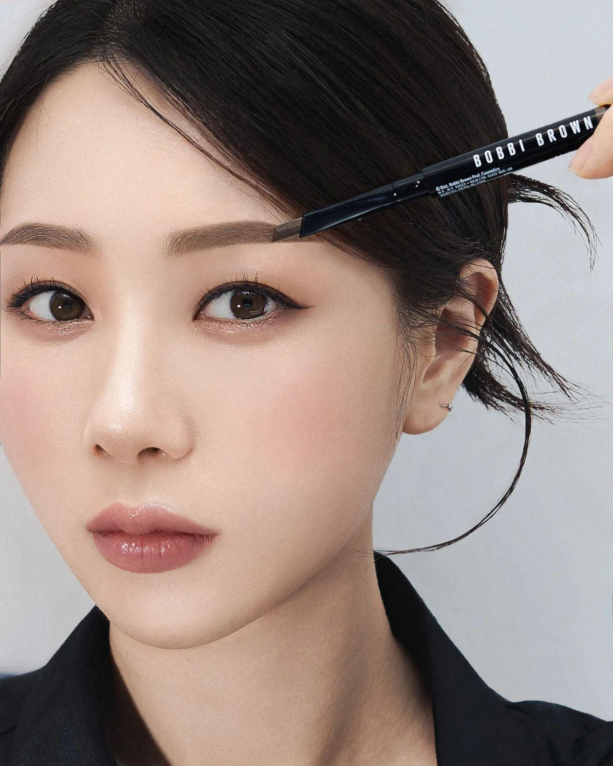 Chì Kẻ Mày Bobbi Brown Perfectly Defined Long Wear Brow Pencil - Kallos Vietnam