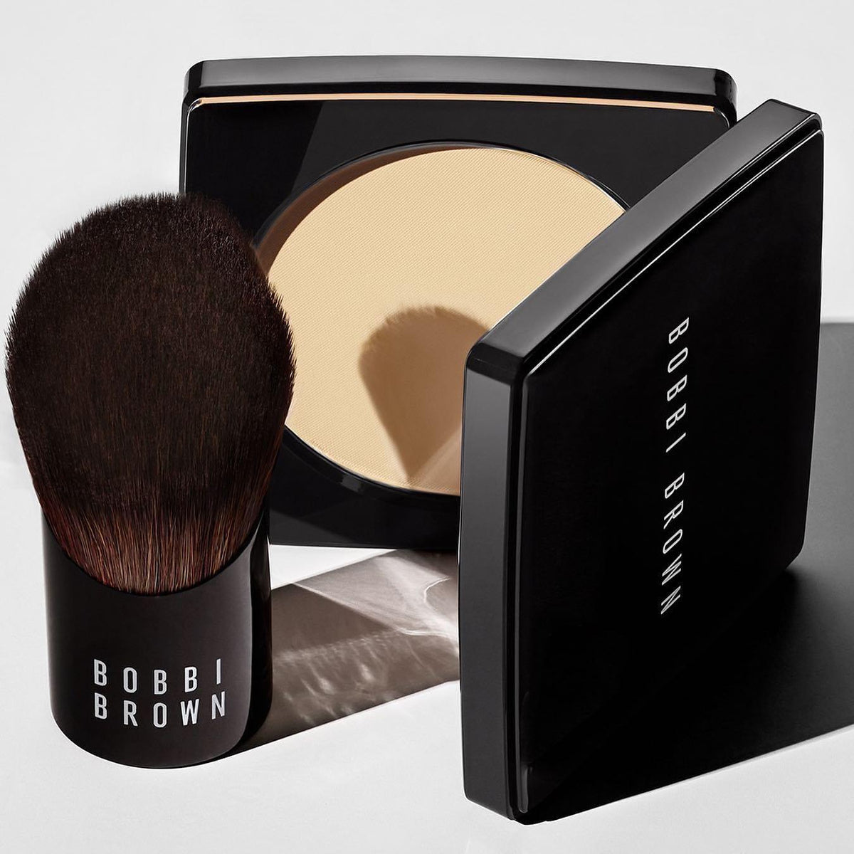 Phấn Phủ Bobbi Brown Sheer Finish Pressed Powder - Kallos Vietnam