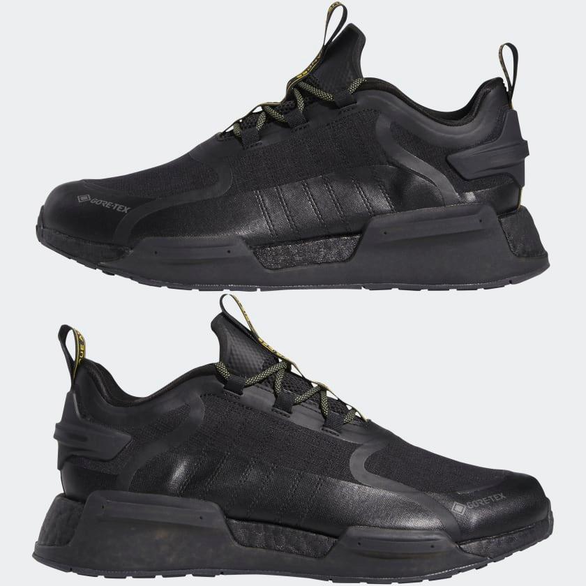 Adidas nmd kjarkas deals gore-tex jacket negra