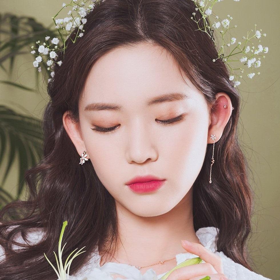 Bông Tai Wing Bling Lily Blossom Earrings - Kallos Vietnam
