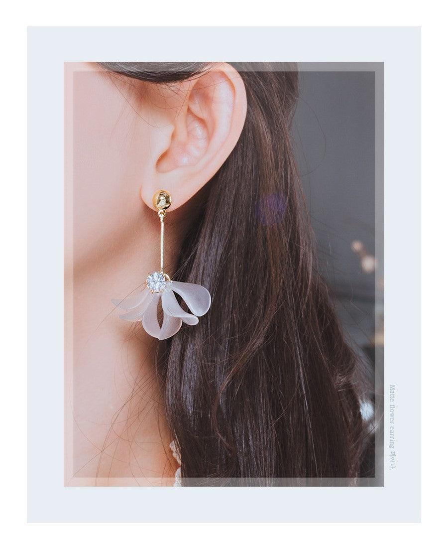 Bông Tai Wing Bling Matte Flower Earrings - Kallos Vietnam