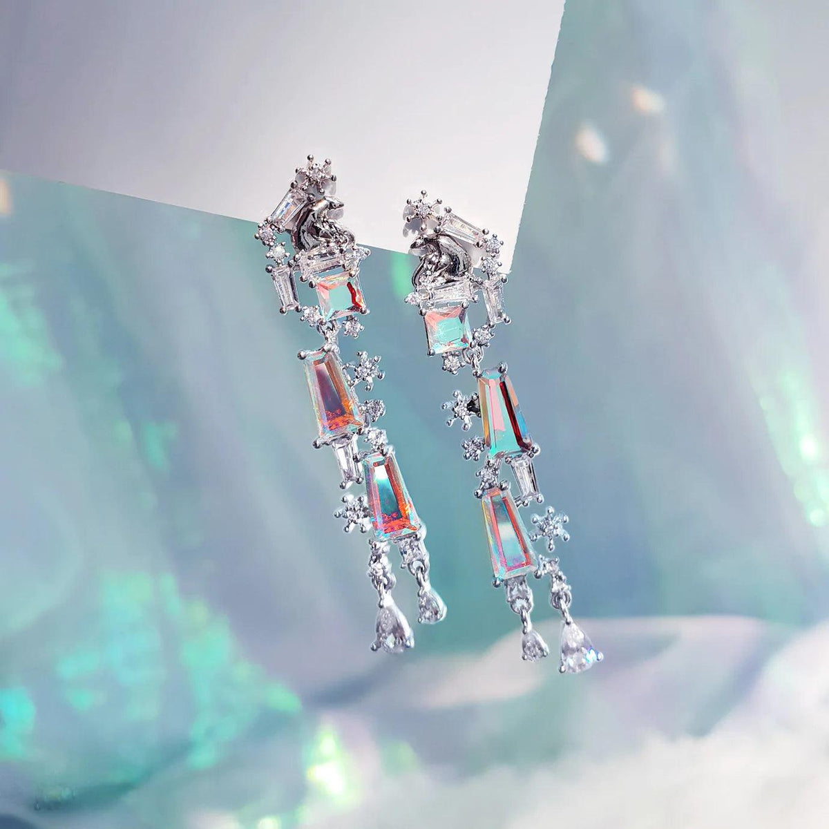 Bông Tai Wing Bling Tear Of Glacier 3 Polar Bear Earrings - Kallos Vietnam