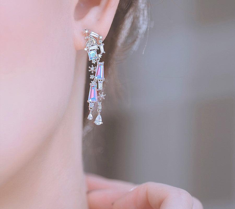 Bông Tai Wing Bling Tear Of Glacier 3 Polar Bear Earrings - Kallos Vietnam