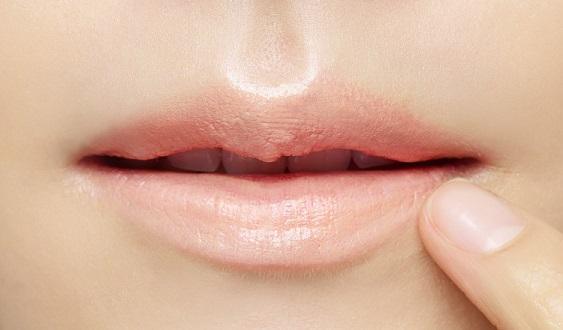 Che Khuyết Điểm Môi Innisfree Tapping Lip Concealer - Kallos Vietnam