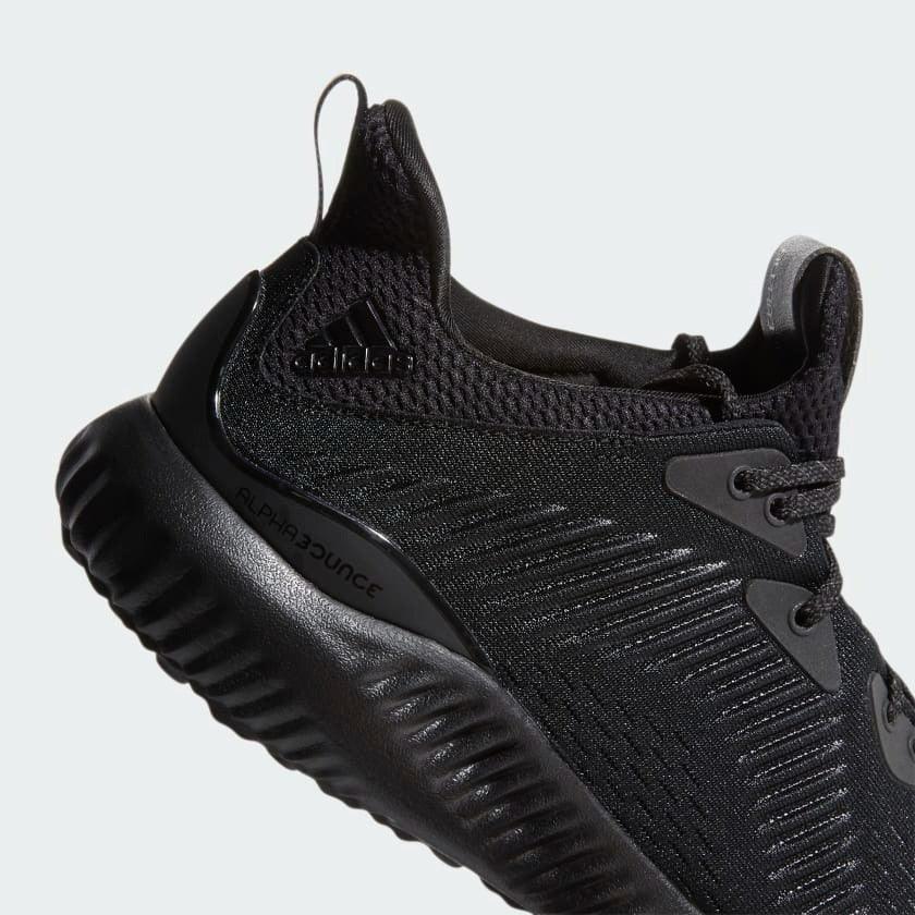 Black store alpha bounce