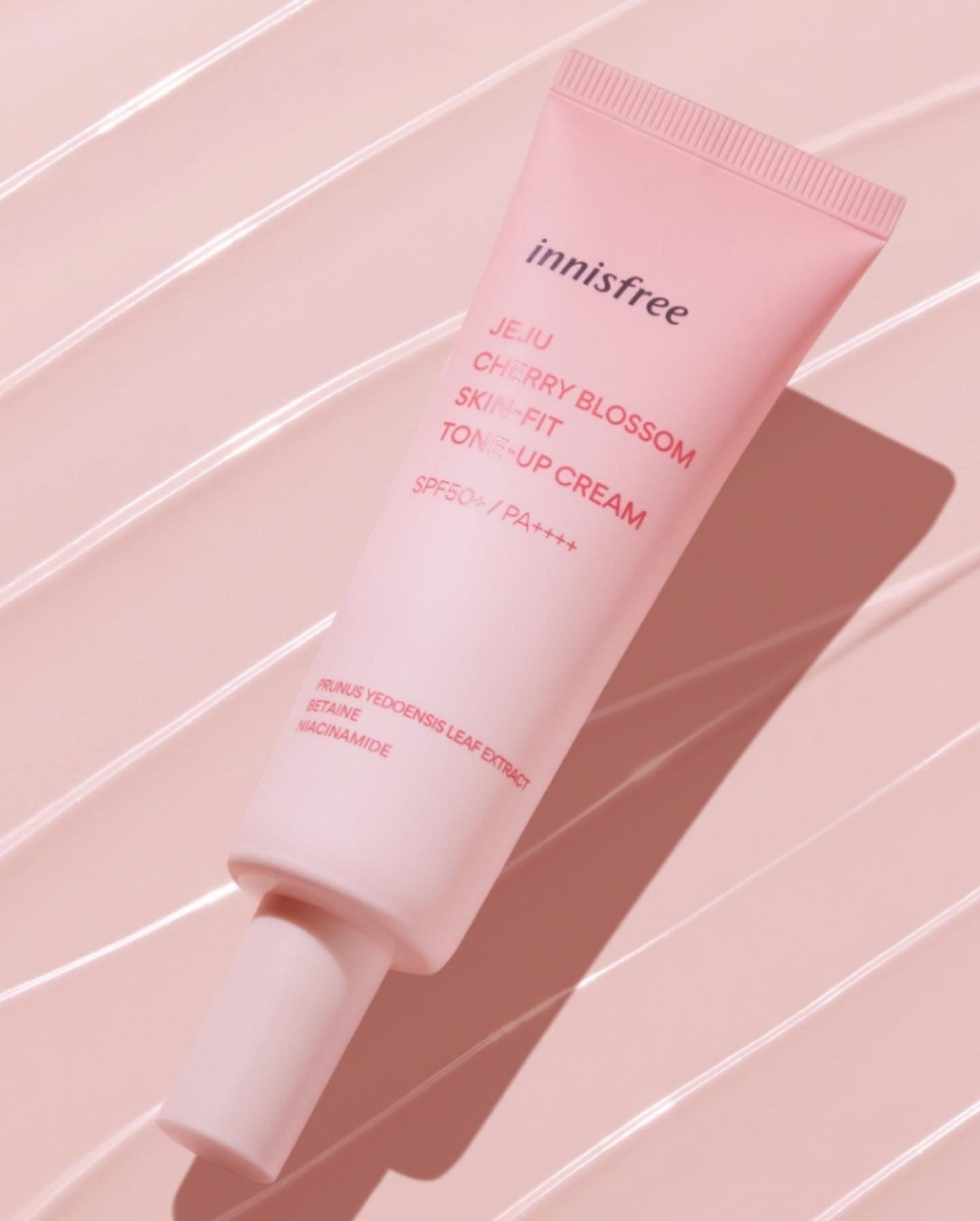 Kem Dưỡng Innisfree Jeju Cherry Blossom Skin Fit Tone Up Cream - Kallos Vietnam