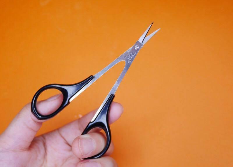 Kéo Tỉa Chân Mày Aritaum Compact Scissors - Kallos Vietnam