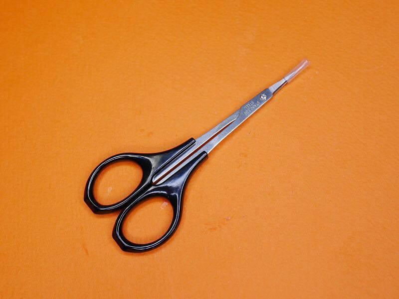 Kéo Tỉa Chân Mày Aritaum Compact Scissors - Kallos Vietnam