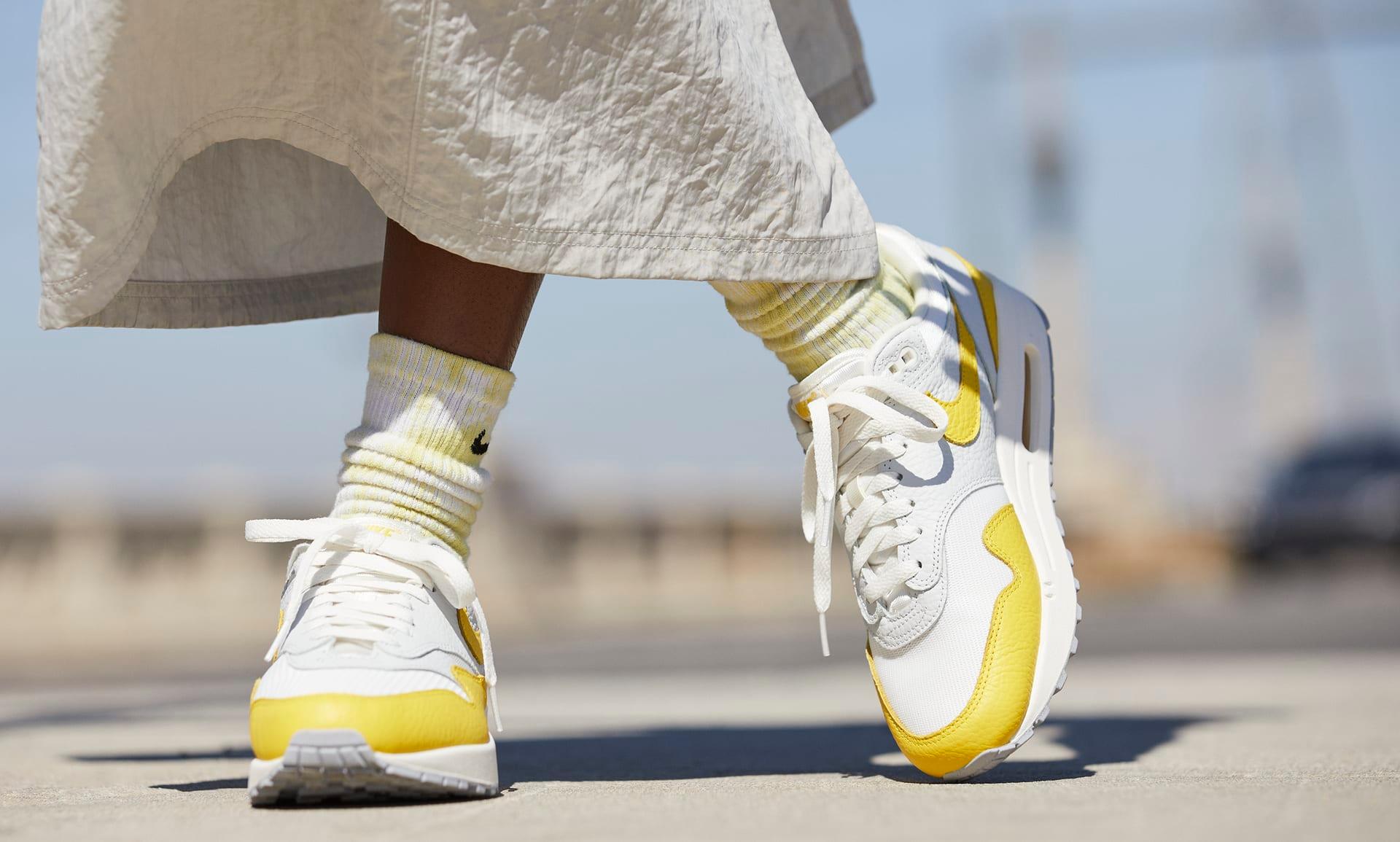 Giày Nike Air Max 1 Women Shoes #Tour Yellow - Kallos Vietnam