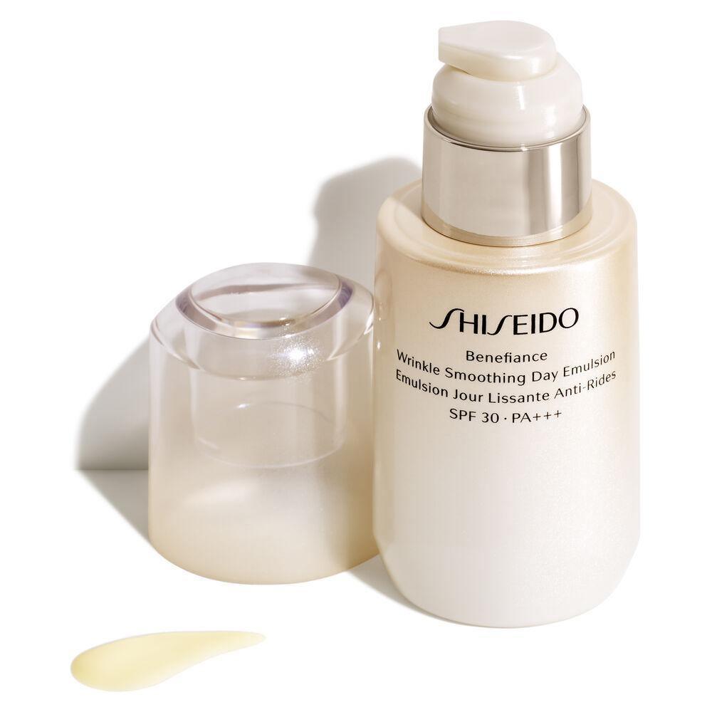 Sữa Dưỡng Shiseido Benefiance Wrinkle Smoothing Day Emulsion - Kallos Vietnam