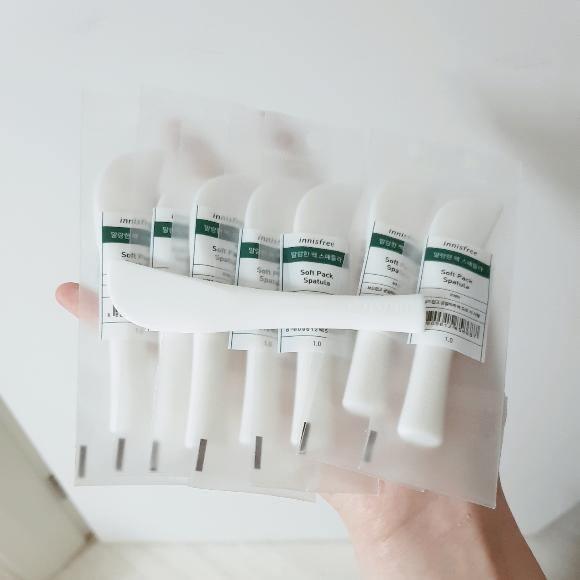 Thanh Lấy Mặt Nạ Innisfree Soft Pack Spatula - Kallos Vietnam