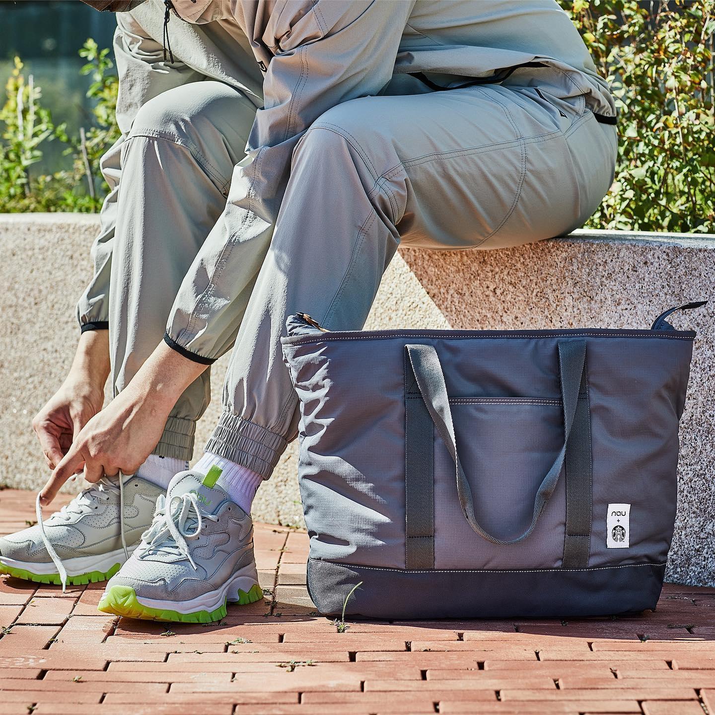 Túi Starbucks 21 Now+ Gray Shoulder Bag - Kallos Vietnam