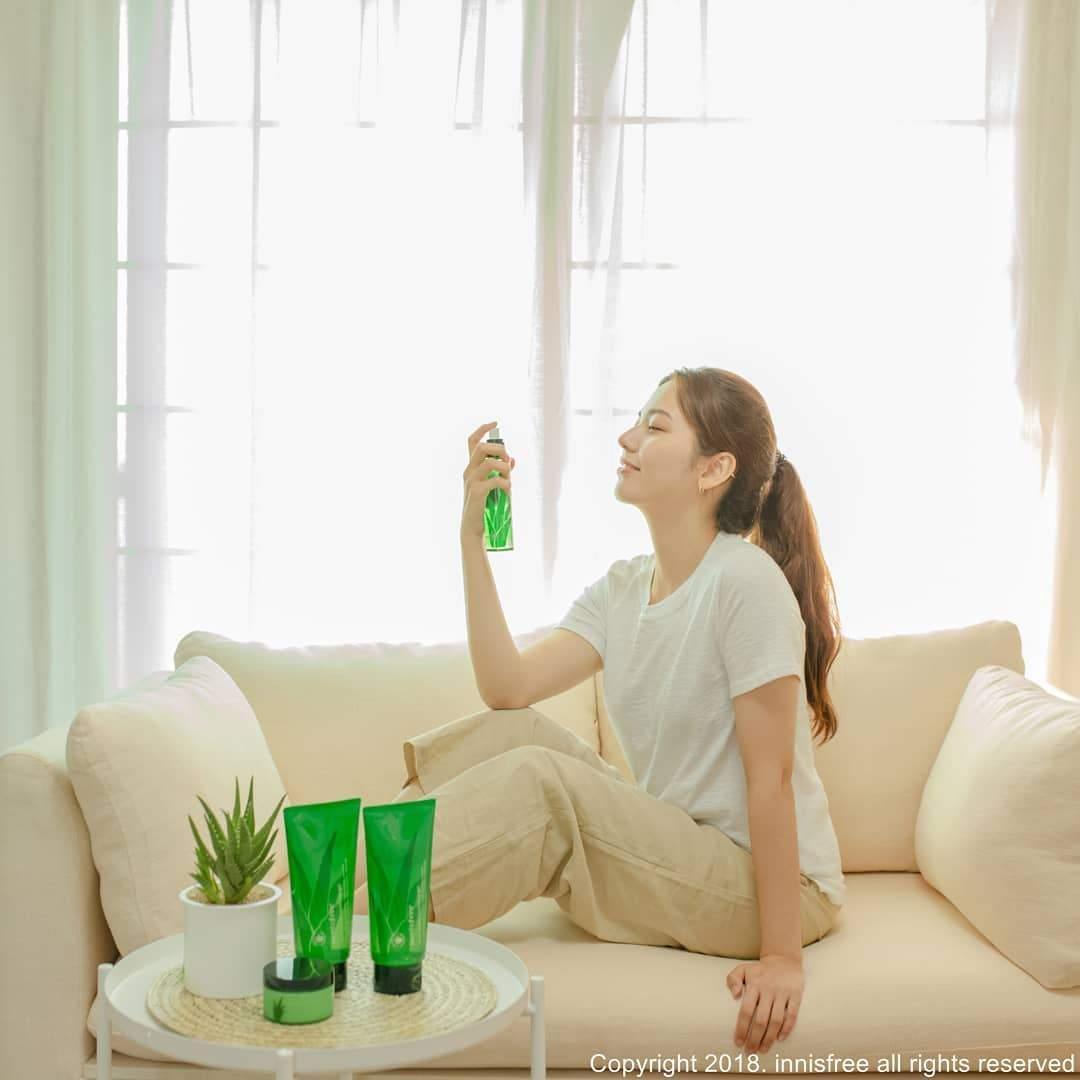 Xịt Khoáng Innisfree Aloe Revital Skin Mist - Kallos Vietnam